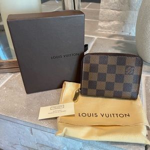 Louis Vuitton Zippy Wallet